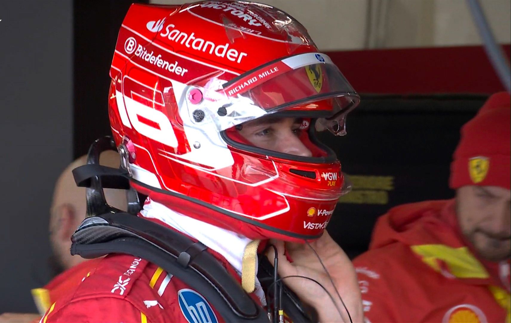 梅赛德斯逆转哈斯车队,佩雷兹统治全场 梅赛德斯逆转哈斯车队,佩雷兹统治全场