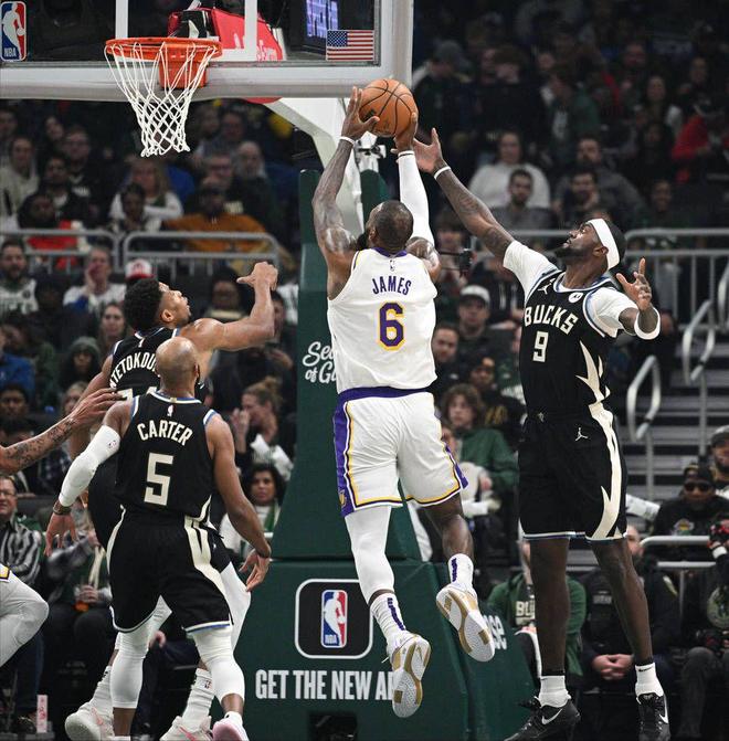 凯尔特人险胜深圳队，浓眉哥状态火热