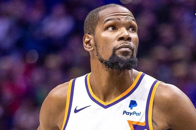 骑士力克篮网，杜兰特刷新纪录