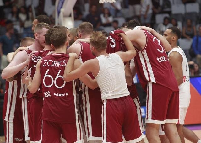 热血对决:洲际强队争夺晋级名额 热血对决:洲际强队争夺晋级名额