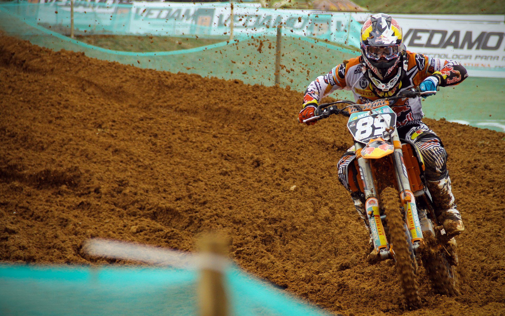 沙漠绿茵的救赎之战，伊拉克奇迹夺冠，姆巴佩破茧重生